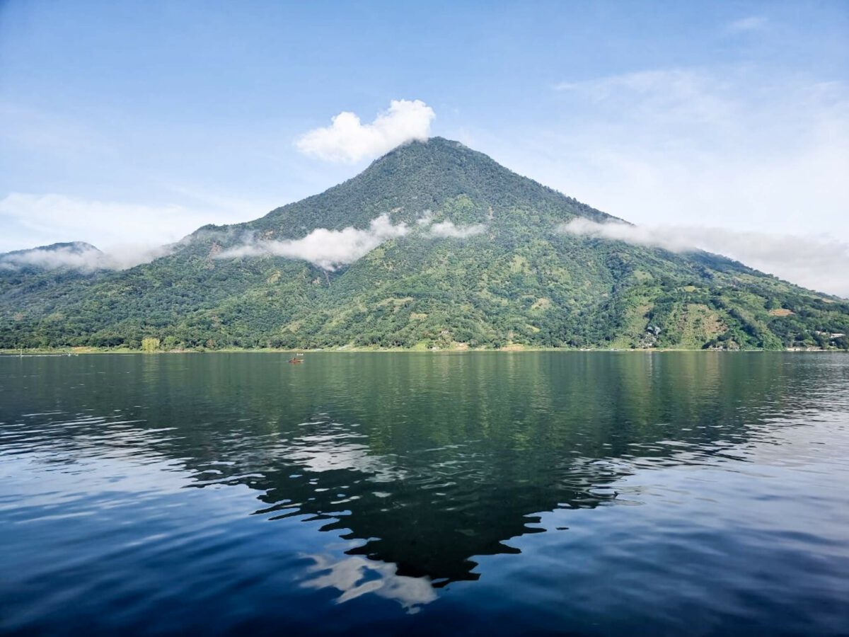 lac atitlan guatemala