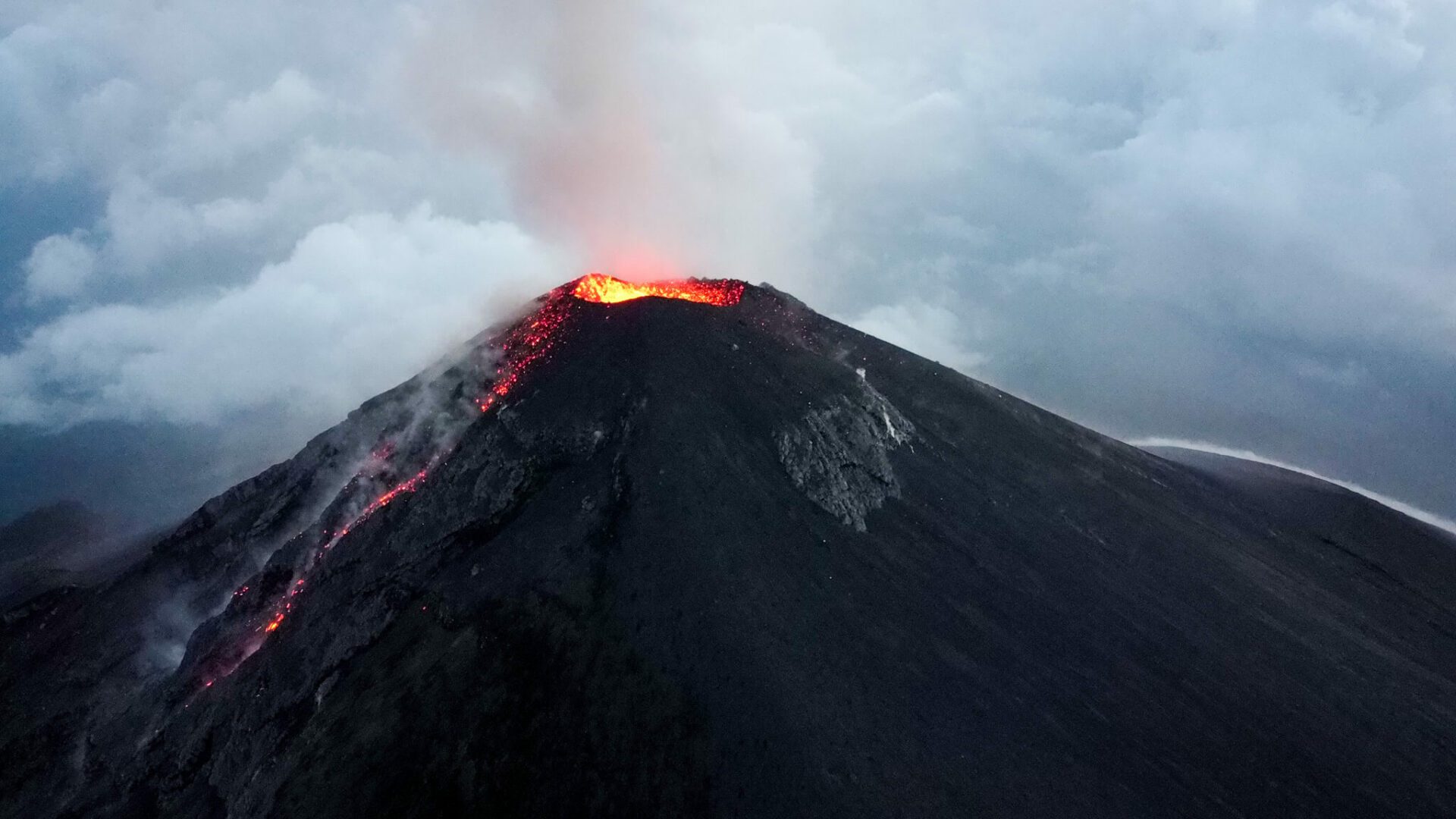 ascension volcan fuego