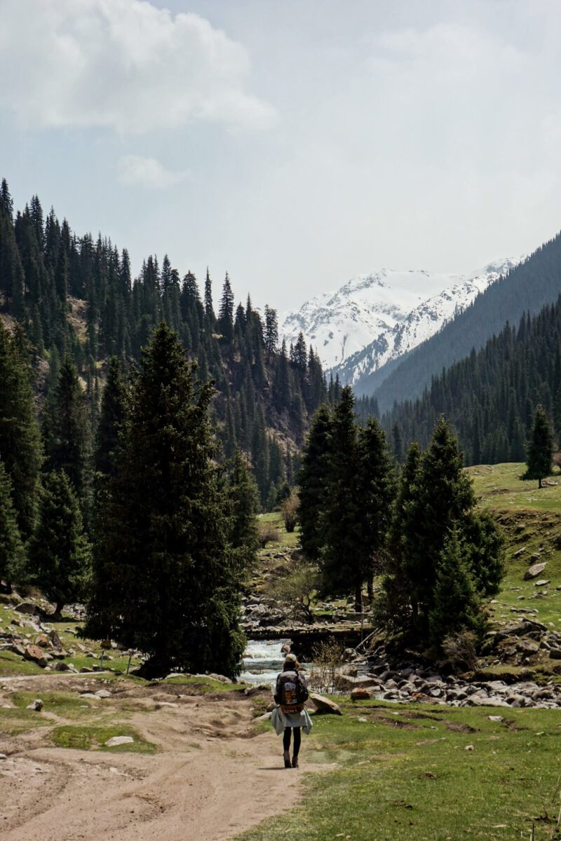trek ala kul kirghizistan