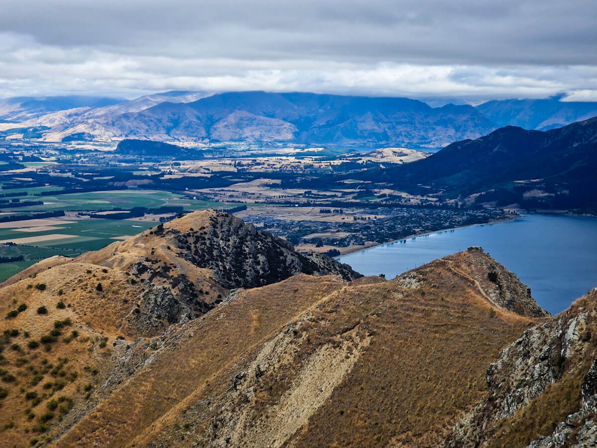 lake hawea