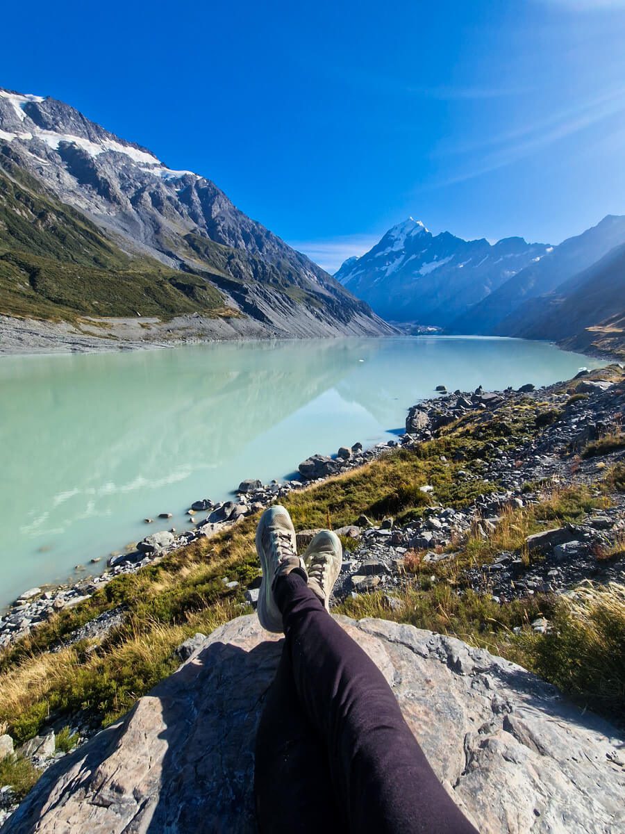 hooker valley track mont cook